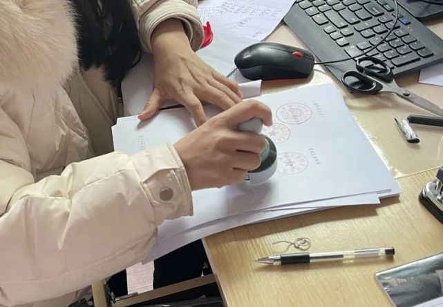 《关于落实〈中华人民共和国家庭教育促进法〉进一步做好未成年人家庭教育指导工作的意见》