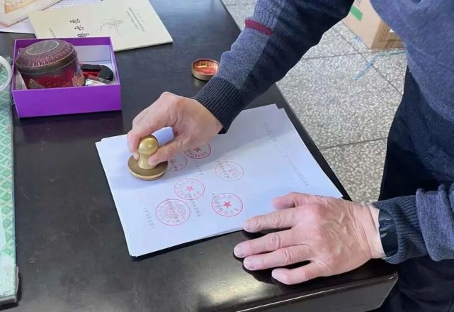 《关于落实〈中华人民共和国家庭教育促进法〉进一步做好未成年人家庭教育指导工作的意见》