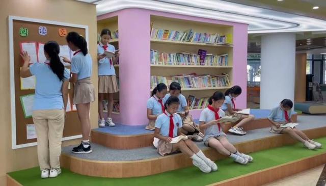 月月阅,就是每月去书城阅读