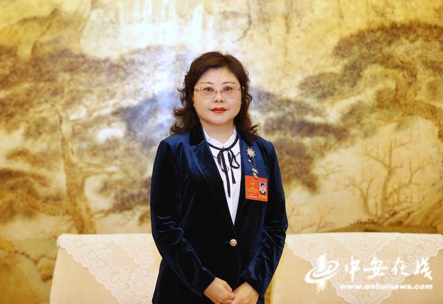 省人大代表黄宁