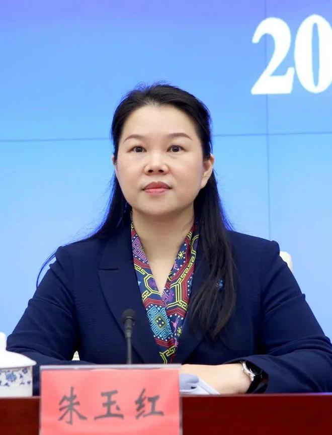 广西召开维护妇女儿童权益典型案例 新闻发布会